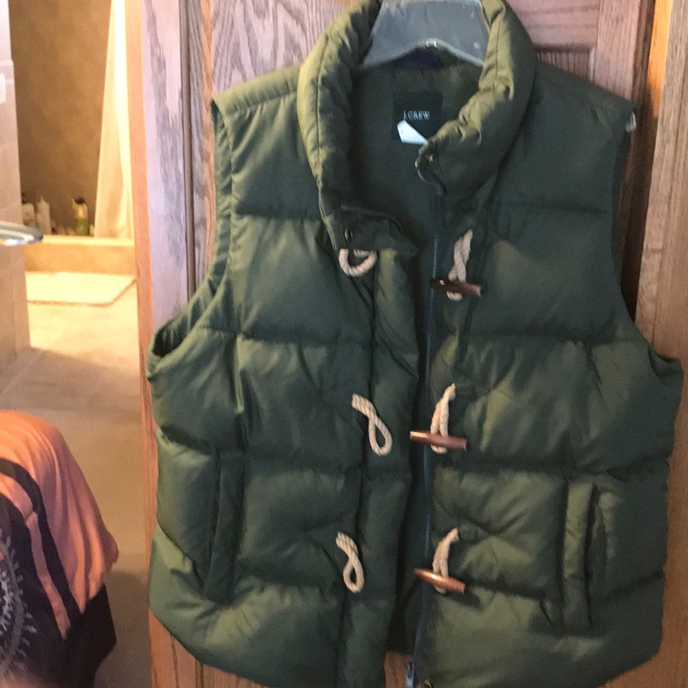 J. Crew Puffer Vest Size Large